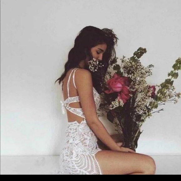 Lace Backless bow tie spaghetti strap dress - Picture 7 of 8